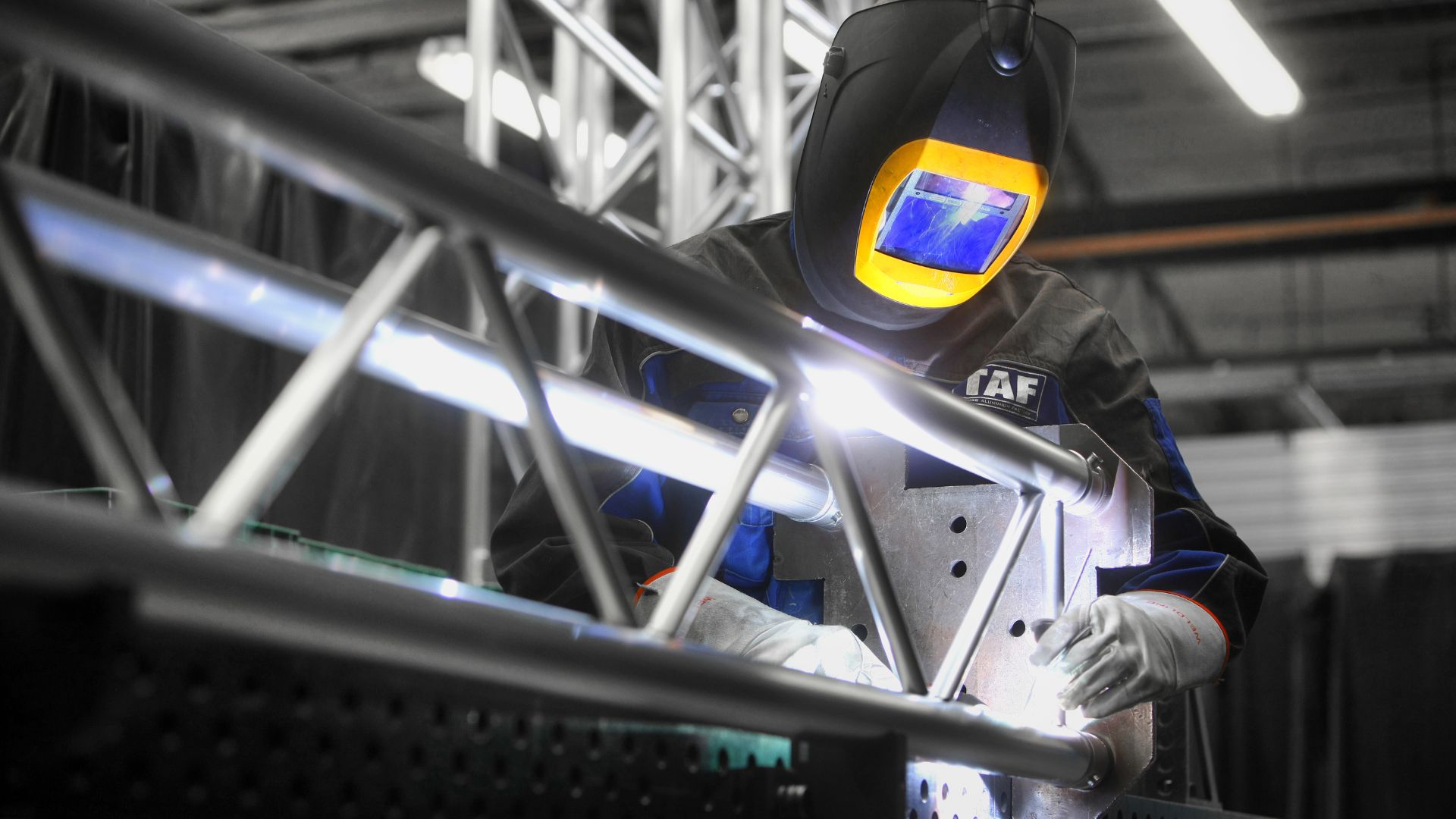 Welding hero